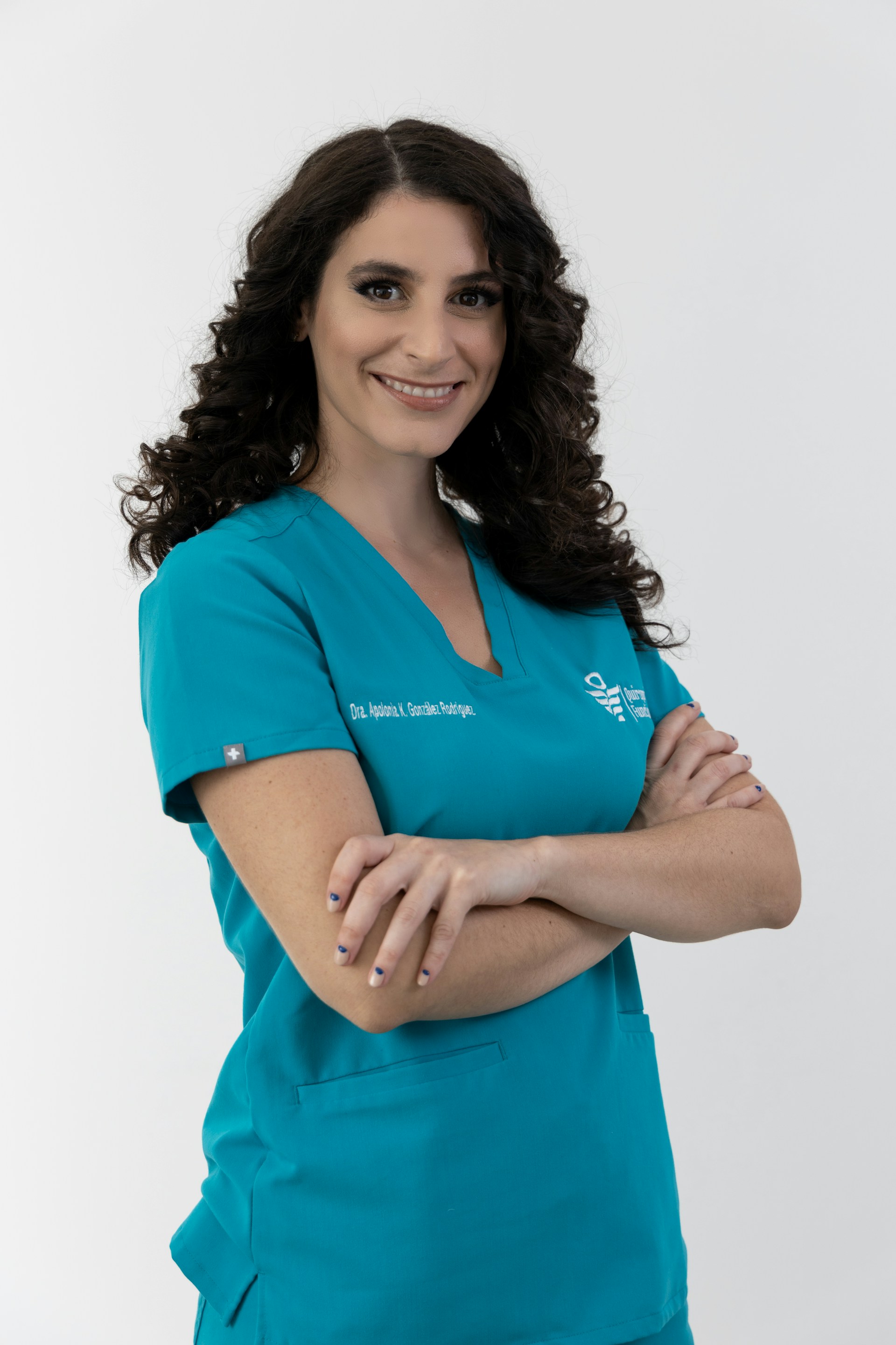 Médica sorrindo